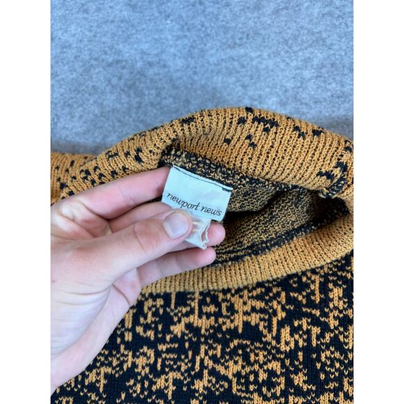 Vintage Newport News Sweater Womens Large Black Yellow Mock Neck Cottagecore - Picture 4 of 5